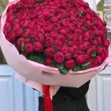 Cherry Trendsetter Rose Bouquet