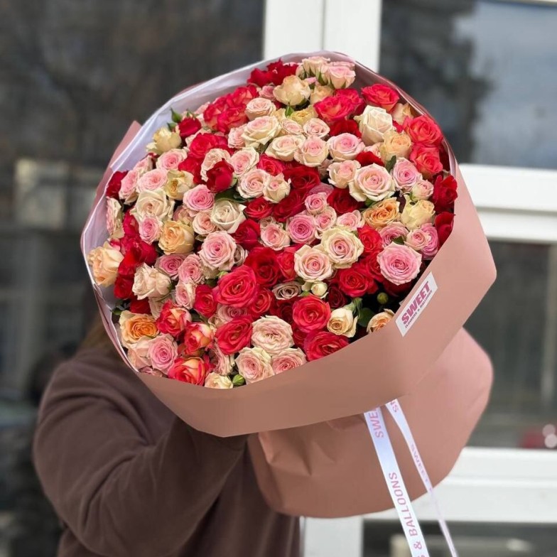 Buchet Sweet Romance din Mini Trandafiri